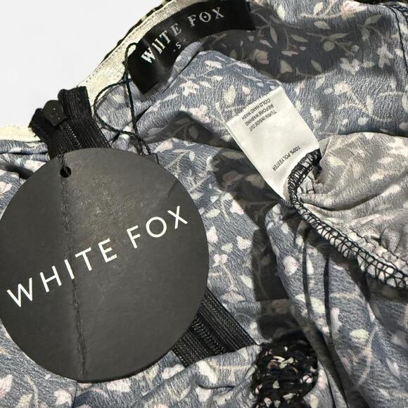 NWT White Fox Black, Green & Pink Floral Ruched Sweetheart Neckline Mini Dress S - Picture 7 of 7